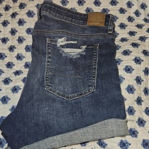 American Eagle Next Level sz 16